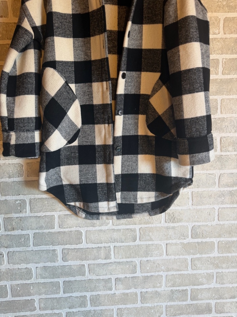 cloth & stone Black and Cream Plaid Hooded Shacket - Picture 2 of 6